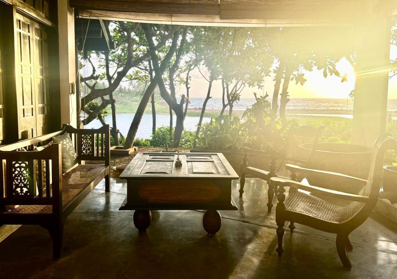 The Postcard Galle Bagian luar foto